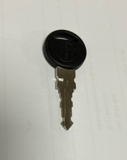 9004 zadi vecam - vecam, key