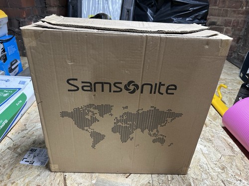 Samsonite pro dlx - 6, expandable