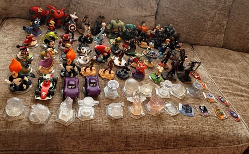 Disney infinity figures bundle - disney,