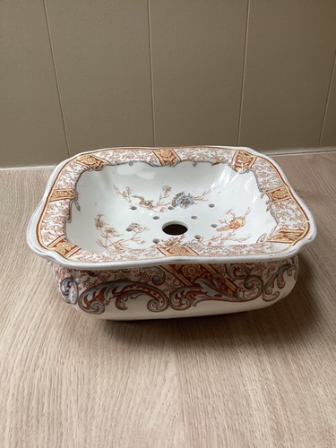 Antique royal doulton piece - royal, 2
