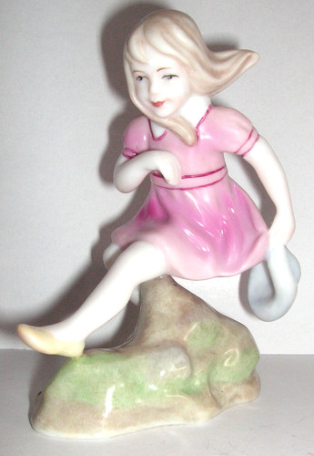 Royal worcester figurine - worcester,
