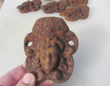 Victorian Iron Head Mount