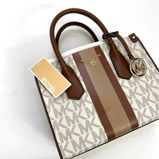 Michael Kors Center Stripe