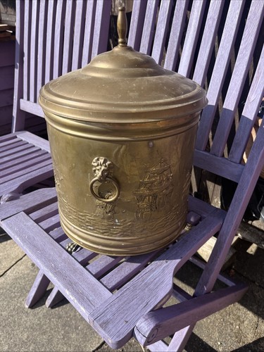 Coal log bin with - log,