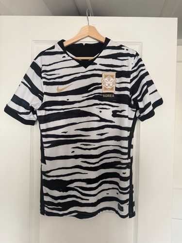 South korea away - south,