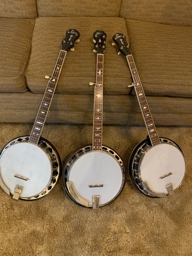 Three string banjos 2950 - three,