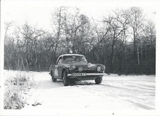 SUNBEAM ALPINE LE MANS 9202 RW RALLYING IN THE SNOW c.1962 B/W PHOTOGRAPH