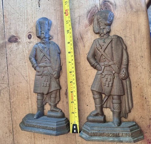 Pair bonnie scotland highland - bonnie,