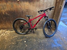  2025 GT avalanche size M in
