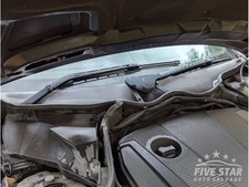 Mercedes-Benz CLC-Class Front Windshield Wiper Linkage With Motor 2009 Coupe