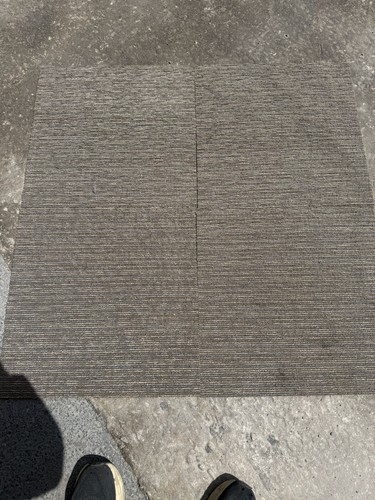 Carpet tiles 5m2 per - 20,