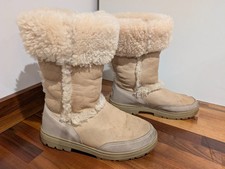 Ugg Australia Sundancer 11 beige sheepskin boots size uk 6 eu 39 us w8