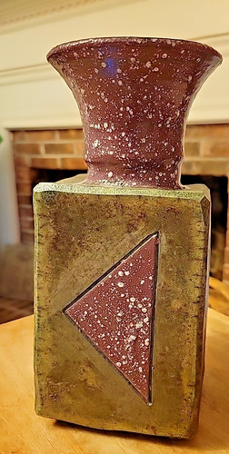 Modernist contemporary pottery - contemporary,