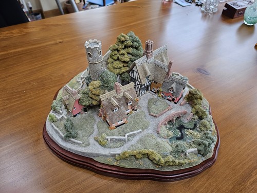 Lilliput lane saxham - saxham, st