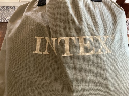 Intex king size deep - king,