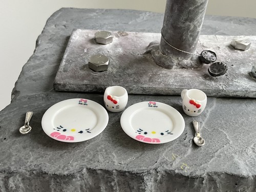 Brand new mini hello kitty - kitty, set