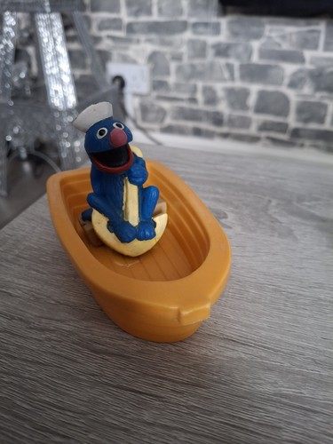 Sesame street grover boat - on,