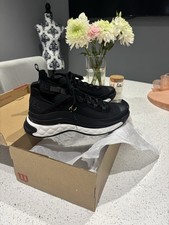 Chanel blk white logo - chanel, blk/white