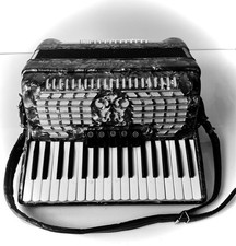 Scarlatti 72 Bass Keys 5 Treble Couplers 34 Piano Keys