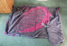 BNWT Eskadron New Generation Dark Basalt/Berry Fleece Dralon Rug L 6'3" - 6'6"