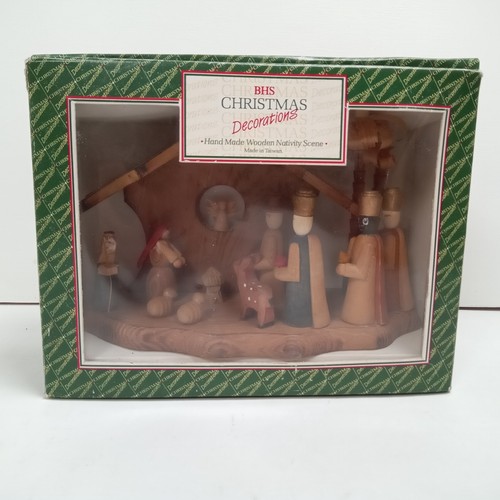 Vtg bhs london wooden nativity - london,