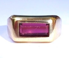 Mens Vintage 18ct Gold Red Stone Signet Ring, Size M1/2