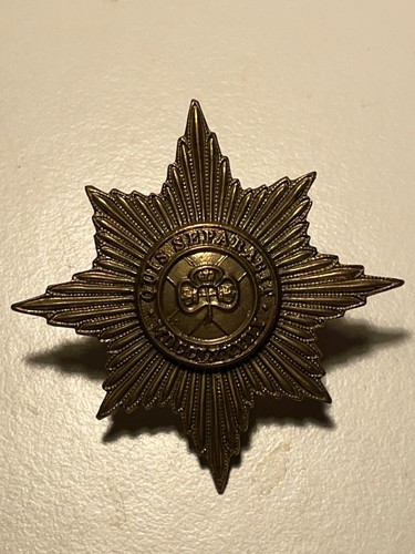 Royal irish regiment cap badge - royal,