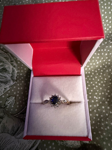 Samuel 9ct gold blue oval - 9ct,