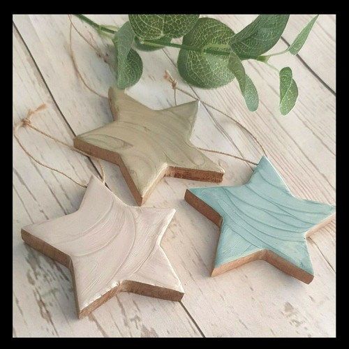 Mango wood enamelled stars - enamelled, &