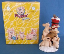 PIGGIN CHRISTMAS POST PILLAR