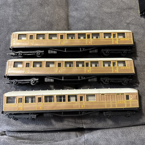 Hornby gauge teak carriage - oo,