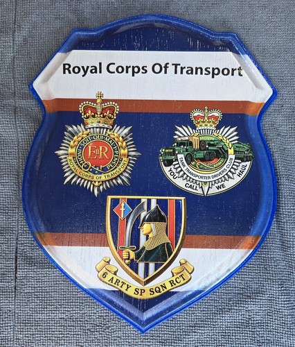 Wooden wall plaque royal - plaque,