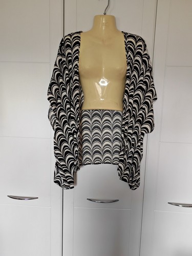 Papaya oversize monochrome