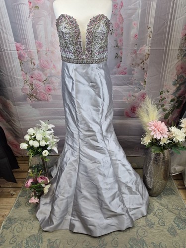 Blush grey embellished plunge - grey,