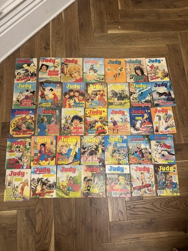 Vintage judy comics job - lot, 35