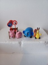 Disney Jungle Junction Bundle  Ellyvan,  Zooter X 2 & Bungo + Signs And A Cart.