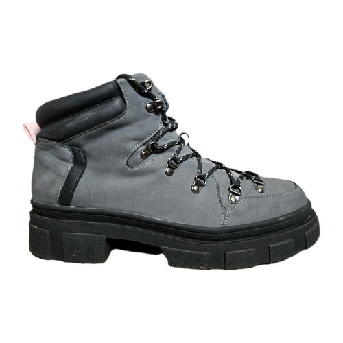 Explorer walking boots - s,