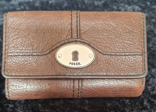 Fossil vintage leather wallet - fossil,