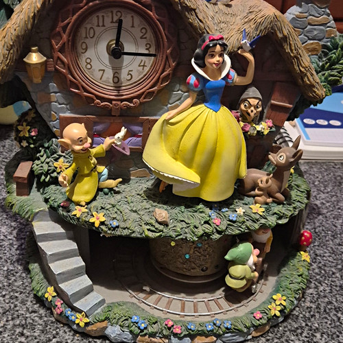 Disney snow white seven - white, dwarfs