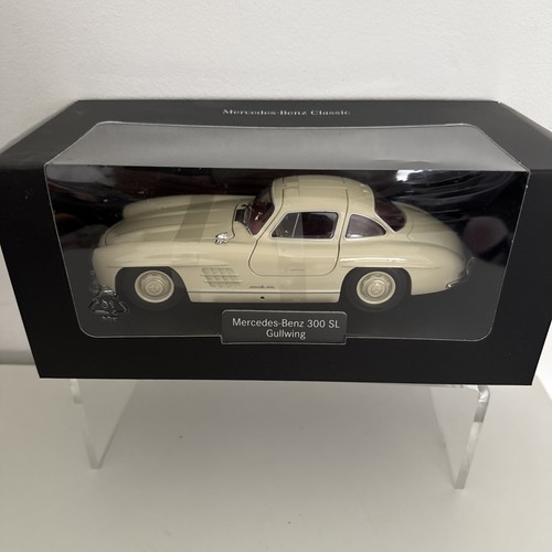 Scale mercedes benz 300 - scale,