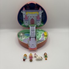 Vintage Polly Pocket Starlight Castle Compact with 4 figures Bluebird 1992