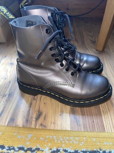Doc martens stunning - doc,