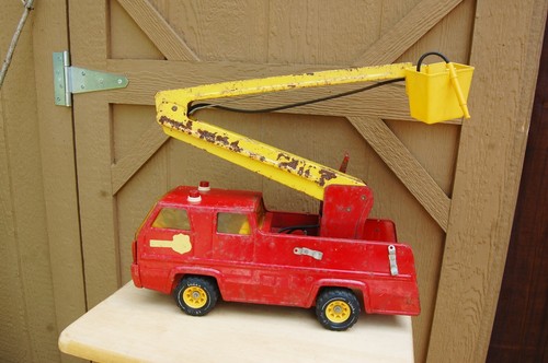 Tonka fire truck snorkel - fire,
