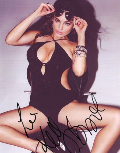 Kelly brook model actress - kelly,