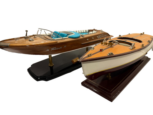 Riva speed boat - riva, display