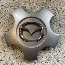 MAZDA 6 ALLOY WHEEL CENTRE CAP, 2876,  Used.