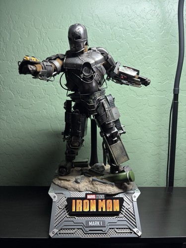 Sideshow hot toys - sideshow, man