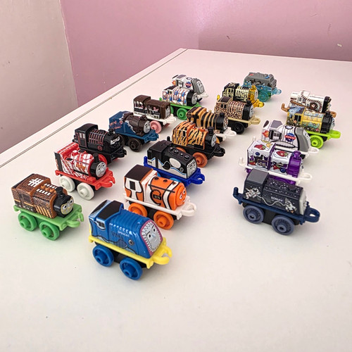 Thomas friends minis - thomas,