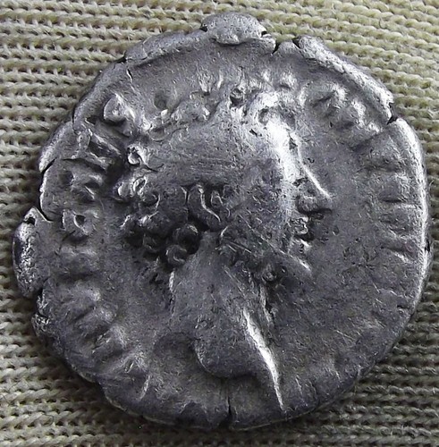 Roman empire antoninus pius - roman,