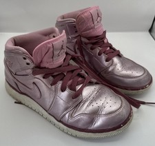 Nike Air Jordan 1 Mid Pink